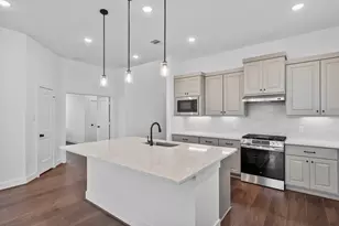 18028 Brennie Bird Ln, Conroe, TX 77302 - Photo 8