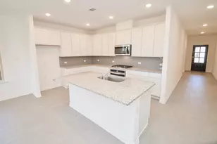 7930 Royal Palm Dr, Fulshear, TX 77441 - Photo 8