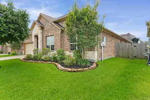 6205 Lakewood Ct, League City, TX 77573 - Photo 2