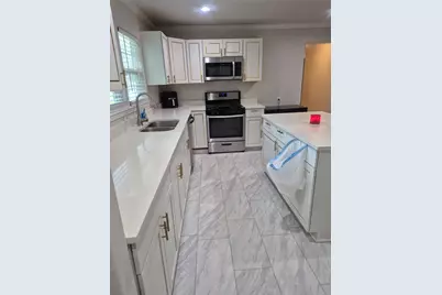 7350 Scotts Drive, Beaumont, TX 77708 - Photo 10