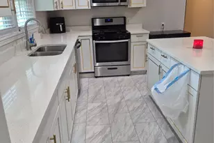 7350 Scotts Dr, Beaumont, TX 77708 - Photo 10