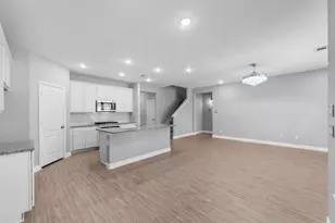 607 Spotted Sunfish Dr, Willis, TX 77318 - Photo 6