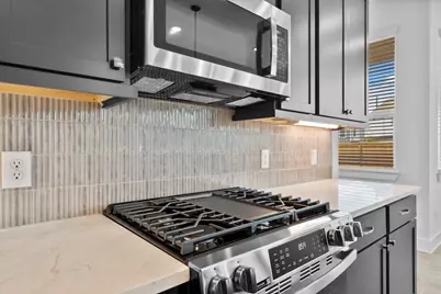 10102 Palm Springs Place, Manvel, TX 77578 - Photo 16