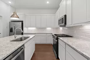 10102 Palm Spgs Pl, Manvel, TX 77578 - Photo 12