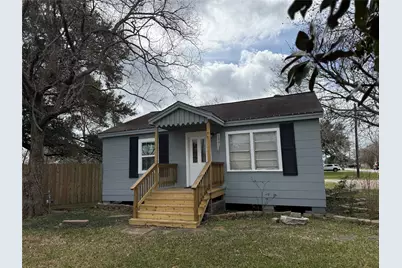 4114 Victoria Avenue, Dickinson, TX 77539 - Photo 2