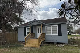 4114 Victoria Ave, Dickinson, TX 77539 - Photo 2