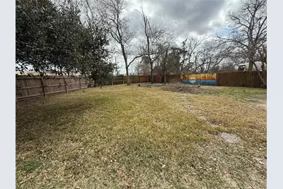 4114 Victoria Avenue, Dickinson, TX 77539 - Photo 6
