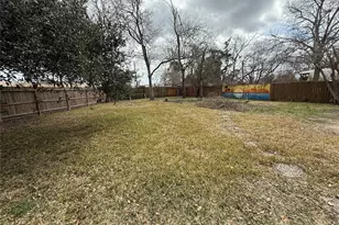 4114 Victoria Ave, Dickinson, TX 77539 - Photo 6