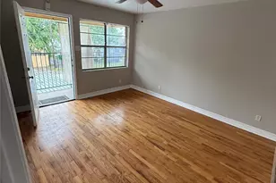 7126 Vandeman St, Houston, TX 77087 - Photo 10