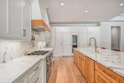 2130 Northgate Crossing, Friendswood, TX 77546 - Photo 12