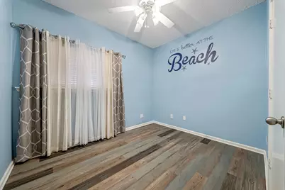 7095 N Holiday Drive, Galveston, TX 77550 - Photo 14