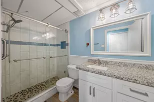 7095 N Holiday Dr, Galveston, TX 77550 - Photo 12
