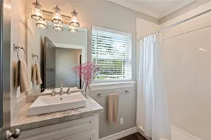 12216 Pine Ln, Dickinson, TX 77539 - Photo 18