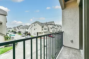 1504 Peyton Oaks Pl, Houston, TX 77043 - Photo 16