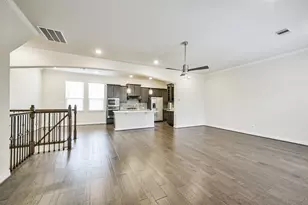 1504 Peyton Oaks Pl, Houston, TX 77043 - Photo 28