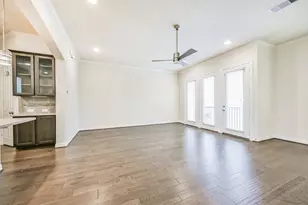 1504 Peyton Oaks Pl, Houston, TX 77043 - Photo 12