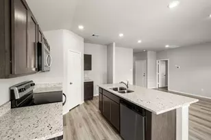 212 Barton Crk, Huntsville, TX 77340 - Photo 14