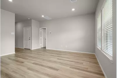 212 Barton Creek, Huntsville, TX 77340 - Photo 12