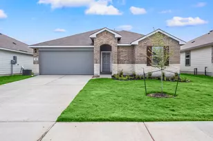 212 Barton Crk, Huntsville, TX 77340 - Photo 1