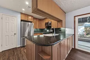 10610 Wayward Wind Ln, Houston, TX 77064 - Photo 16