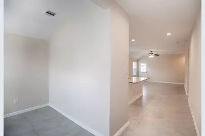 8215 Oakleaf Meadow Court, Rosharon, TX 77583 - Photo 4