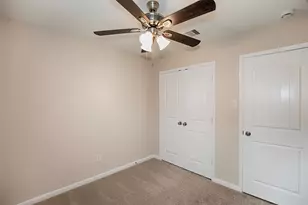 8215 Oakleaf Meadow Ct, Rosharon, TX 77583 - Photo 22