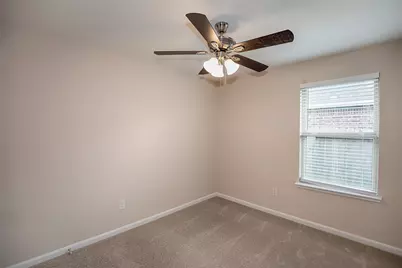 8215 Oakleaf Meadow Court, Rosharon, TX 77583 - Photo 24
