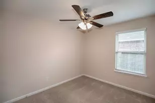 8215 Oakleaf Meadow Ct, Rosharon, TX 77583 - Photo 24