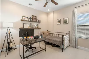404 Drennan St, Houston, TX 77003 - Photo 8