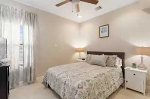 404 Drennan St, Houston, TX 77003 - Photo 6