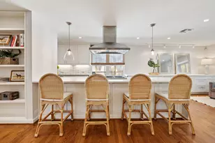 875 Glenchester Dr, Houston, TX 77079 - Photo 8