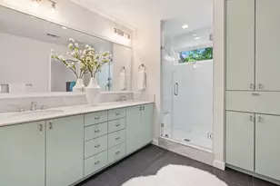 875 Glenchester Dr, Houston, TX 77079 - Photo 22