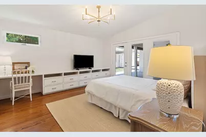 875 Glenchester Drive, Houston, TX 77079 - Photo 20