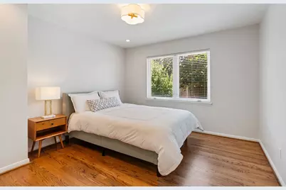 875 Glenchester Drive, Houston, TX 77079 - Photo 26