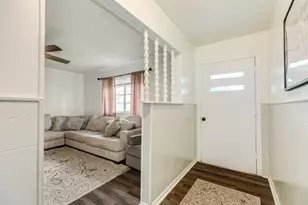 621 Southside Dr, Angleton, TX 77515 - Photo 10