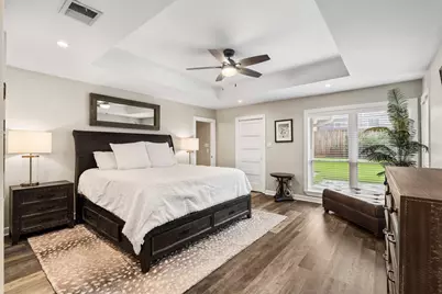 10735 Cedar Creek Drive, Houston, TX 77042 - Photo 16