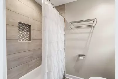 10735 Cedar Creek Drive, Houston, TX 77042 - Photo 24