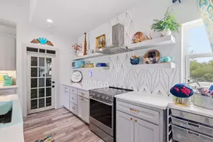 1507 Polk St, Port O'Connor, TX 77982 - Photo 16