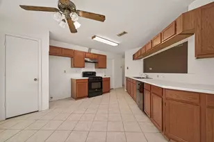 7803 Yellow Pine Dr, Houston, TX 77040 - Photo 14