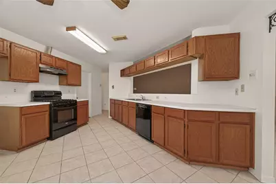 7803 Yellow Pine Drive, Houston, TX 77040 - Photo 12