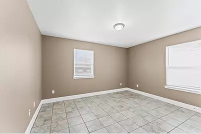 5646 Belmark Street, Houston, TX 77033 - Photo 14