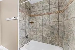 5646 Belmark St, Houston, TX 77033 - Photo 12