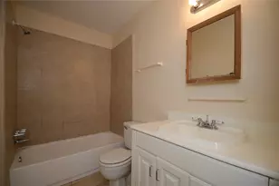 722 Odessa Ct, Houston, TX 77060 - Photo 14