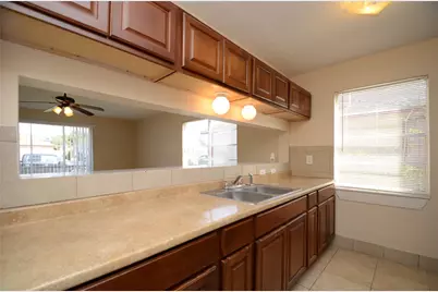 722 Odessa Court, Houston, TX 77060 - Photo 8