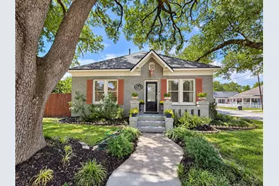415 N Avenue D, Humble, TX 77338 - Photo 1
