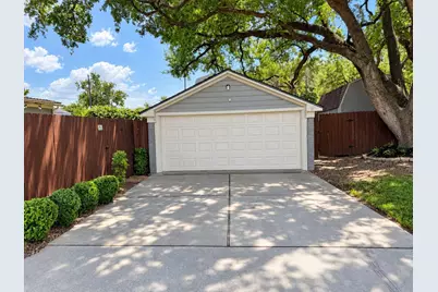 415 N Avenue D, Humble, TX 77338 - Photo 6