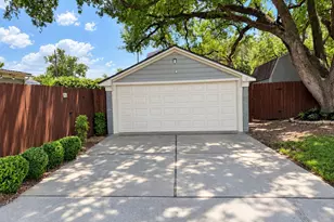 415 N Ave D, Humble, TX 77338 - Photo 6