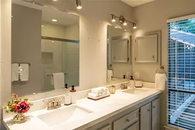 12226 Ravenmoor Drive, Houston, TX 77077 - Photo 16
