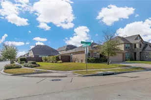 14726 Meadow Acre Trl, Houston, TX 77049 - Photo 30