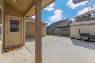 14726 Meadow Acre Trl, Houston, TX 77049 - Photo 22